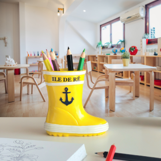 Pot à crayon botte de pêche jaune Île de Ré dimensions