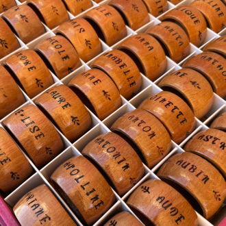 Rond de serviette bois avec prénom personnalisable made in France