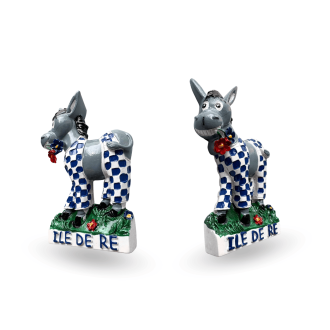 Île de Ré Magnet – Blue Île de Ré donkey in trousers