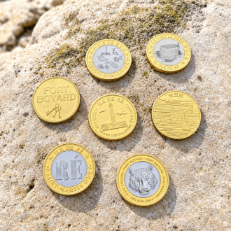 Fort Boyard gold collector's coin - The compass rose
