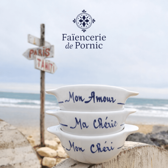 Bol personnalisé prénom peint à la main - L'âne en culotte bleu de l'Île de Ré - Faïencerie de Pornic